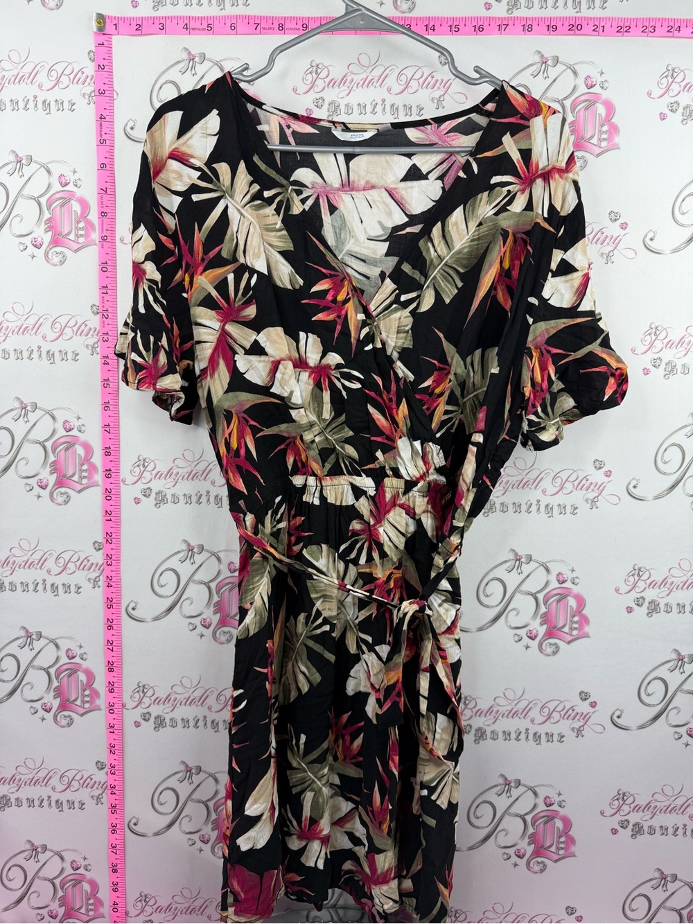 La Vie En Rose dress tiki style Black Tropical Floral Wrap Dress